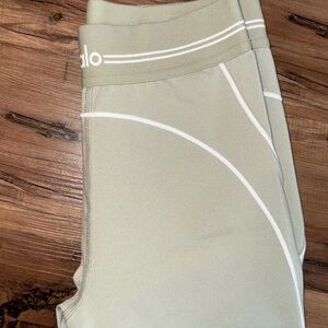 ALO Yoga Green Leggings with White Trim